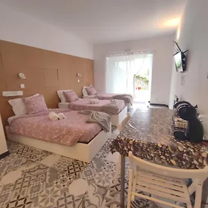 https://villas-de-cintra.hotels-lisbon-portugal.com