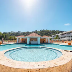 https://golden-dream-villas-1st-floor-a.top-hotels-puertorico.com